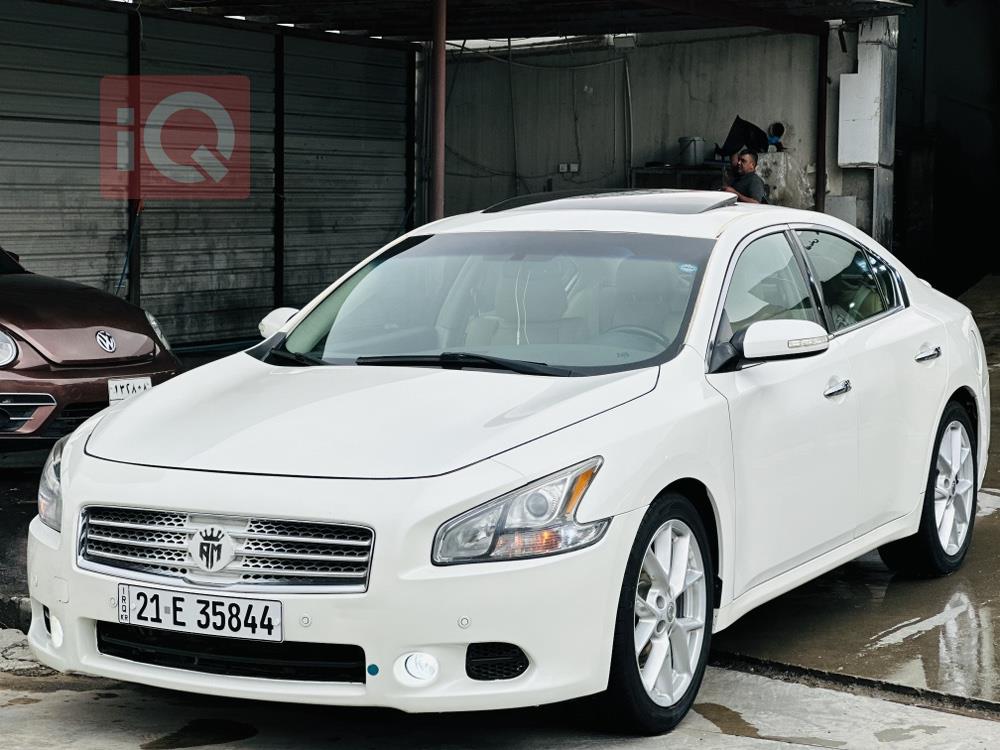 Nissan Maxima